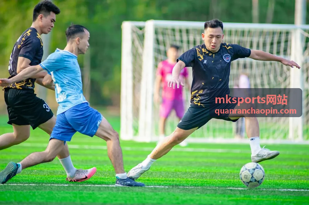 mksports网站 团队队服定制样衣确认环节